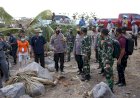 Tinjau-NTT,-Panglima-bersama-Kapolri-Fokuskan-Evakuasi-Korban-dan-Kirim-Bantuan