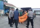 Respon-Cepat-Polres-TTU:-Evakuasi-Korban-Tenggelam-di-Cekdam-Naiola-Menggunakan-Kendaraan-Dinas-Samapta