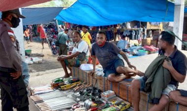 Pasar-Rakyat-Desa-Ponu,--diberikan-edukasi-dan-imbauan-tentang-New-Normal