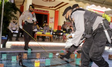Polres-TTU-gelar-Latihan-TFG,-langsung-disaksikan-Karo-Ops-dan-Dir-Samapta-Polda-NTT