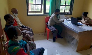 Binpolmas--Polres-TTU-Menyelesaikan-Masalah-Klaim-Kepemilikan-Kayu-di-Noemuti