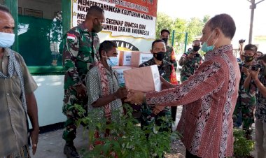 Bupati-dan-Wakil-Bupati-TTU-Tinjau-Lokasi-TMMD-di-Koramil-1618/BIAN