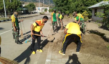 Kompak,-TNI/Polri-di-Perbatasan-RI-RDTL-Aksi-Jumat Bersih