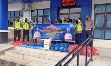 Peringati-HUT-Bhayangkari,-Polres-TTU-Beri-Sembako-Kepada-Para-Dhuafa