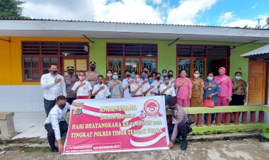 Polres-TTU-Anjangsana-ke-SDLB-Kefamenanu-dan-para-Warakawuri