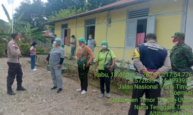 Kapolsek-Noemuti-Dampingi-Satgas-Covid-19-Lakukan-Tracing-dan-Testing