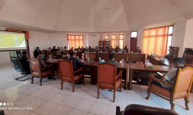Wakapolres-TTU-Hadiri-RDP-di-DPRD-TTU-Terkait-Penanganan-Covid-19,-Simak-Hasilnya