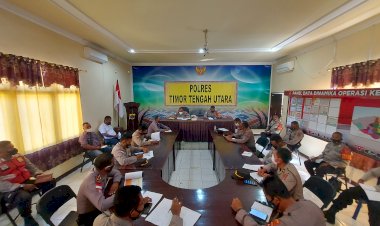 Kapolri-Perintahkan-Seluruh-Jajaran-Polri-Sukseskan-Target-2-Juta-Vaksin-Perhari