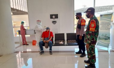 Perketat-Tracing-and-Testing-di-Pintu-Perbatasan-RI-RDTL,-6-Orang-Pelintas-Batas-Diperiksa