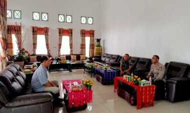 Kapolres-TTU-Bersama-Dandim-Jumpa-Bupati-Bahas-Percepatan-Vaksinasi