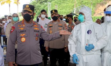 Kapolri-mengecek-langsung-PLBN-Entikong,-untuk-penerapan-prokes-bagi-PPLN.