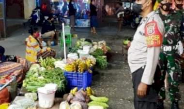 Satbinmas-Polres-TTU-Gandeng-Kodim-1618/TTU-Sosialisasi-Vaksinasi