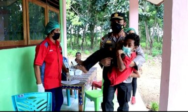 Kisah-Raymundus-Kosat,-Si-Penyandang-Disabilitas-yang-Dibopong-Kapolres-TTU