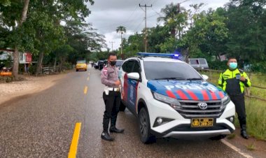 Sat-Lantas-Polres-TTU-Kawal-1st-Anniversary-Kijang-Komunitty