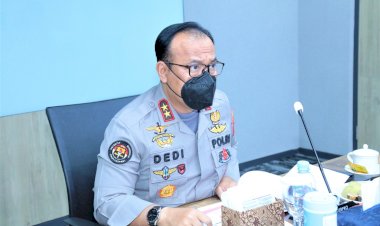 Kadiv-Humas-Polri:-Pastikan-Arus-Lalu-Lintas-dari-Kalikangkung-hingga-Cikampek-Ramai-Lancar