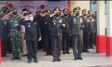 Hari-Bhayangkara,-Jokowi-:-Beri-Penghargaan-Atas-Kerja-Keras-Polri