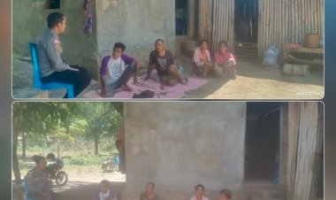 Bhabinkamtibmas-Maubeli-Sambangi-Ketua-RT-22,-Pesan-Bantu-Jaga-Kamtibmas