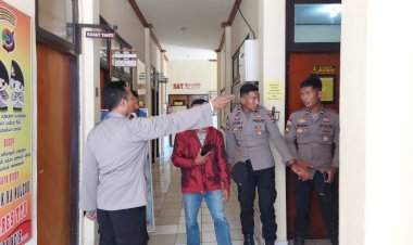 Wakapolres-TTU-Lakukan-Sidak-di-Mapolres-TTU