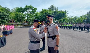 Kapolres-TTU-Pimpin-Sertijab-Kasat-Lantas-Polres-TTU