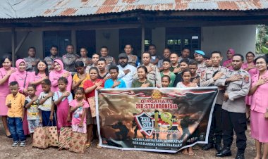 Peringati-18-Tahun-Pengabdian,-Angkatan-25-ZED-STP-Polres-TTU-Gelar-Bhaksos-di-Panti-Asuhan