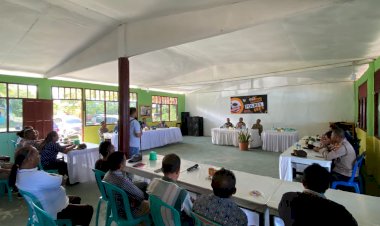Polres-TTU-Dengar-Saran-Masyarakat-Soal-Penindakan-Bagi-Pengendara-yang-Tidak-Mengunakan-Helm