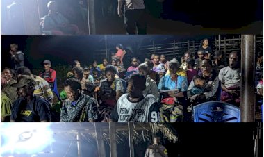 Bhabinkamtibmas-Motadik-Hadiri-Acara-Natal-dan-Tahun-Baru-Bersama-Dusun-5-Derok