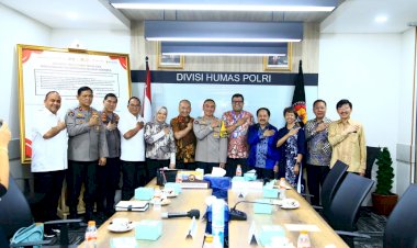 Polri-dan-Asosiasi-Penyelenggara-Telekomunikasi-Seluruh-Indonesia-Gelar-Deklarasi-Pemilu-Damai