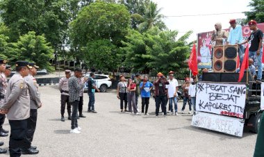 Dengan-Humanis,-Kapolres-TTU-Terima-Massa-Aksi-PMKRI-:-Bentuk-Korektif-Kinerja-Polri,-Saya-Apresiasi