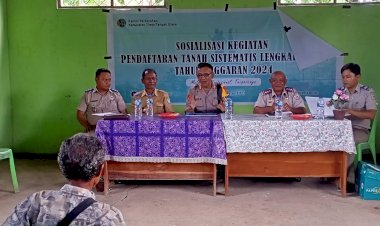 Kasat-Reskrim-Polres-TTU-Bawa-Materi-Penyuluhan-dalam-Giat-PTSL-di-Desa-Oerinbesi