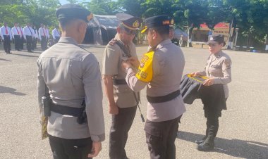 Pimpin-Sertijab-Kabag-Ops,-Kapolres-TTU-:-Terima-Kasih-Pejabat-Lama,-Selamat-Datang-Pejabat-yang-Baru