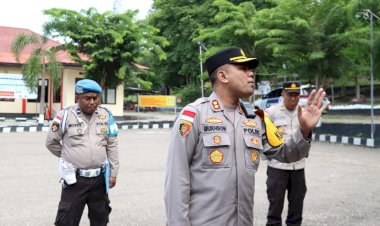 Kapolres-TTU-Cek-Kesiapan-dan-Beri-Arahan-Bagi-Anggota-Tersprin-OMB