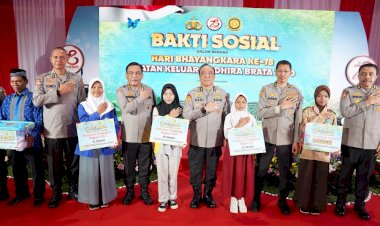 Senyum-Warga-saat-Hari-Jadi-Ikatan-Keluarga-Dhira-Brata-1990-ke-34,-Berikan-Manfaat-Besar-untuk-Masyarakat-Luas-dengan-Bakti-Sosial