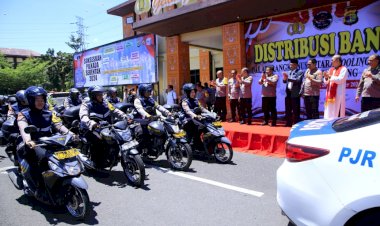 Sebar-5.000-Paket-Sembako,-NCS-Polri-Minta-Masyarakat-Lampung-Gelorakan-Pilkada-Damai