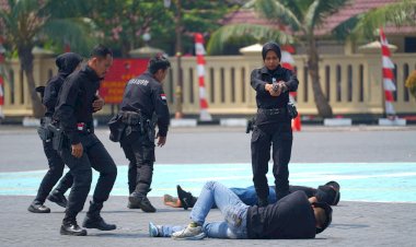 Jokowi-akan-Beri-Tanda-Kehormatan-Nugraha-Sakanti-ke-7-Satker-Polri-14-Oktober