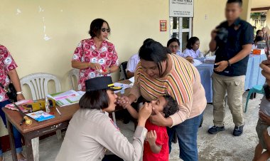 Pantau-Pelayanan-Posyandu,-Kapolres-TTU-Beri-Perhatian-pada-Kesehatan-Balita.