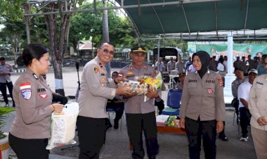 Wakapolres-TTU-Pimpin-Kegiatan-Bazar-Ramadhan-Polri-Presisi-2025