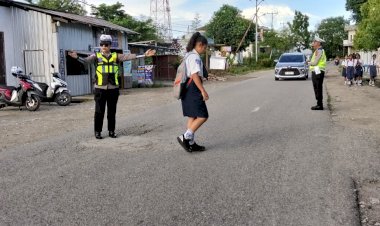 Pendekatan-Edukatif-Brigpol-Lola-Bistolen-Tanamkan-Kesadaran-Tertib-Berlalu-Lintas-pada-Pelajar