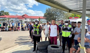 Wujudkan-Kenyamanan-Maksimal,-Polres-TTU-Terjunkan-85-Personil-Kawal-Ketat-Open-Road-Race-Piala-Bupati-2026-Secara-Tegas-dan-Humanis