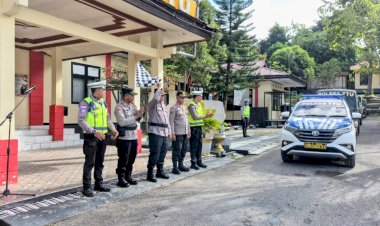 Menyambut-HUT-Bhayangkara-Ke-80,-Polres-TTU-Salurkan-Bantuan-Air-Bersih-ke-Desa-Kiusili
