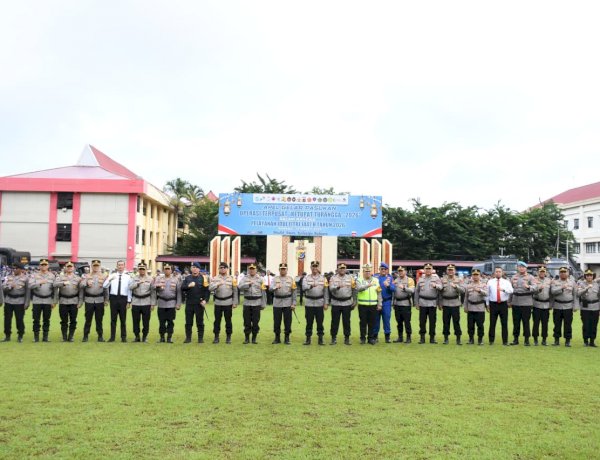 Polda NTT Gelar Apel Pasukan Operasi Ketupat Turangga 2026, Siap Berikan Pelayanan Idul Fitri 1447 H