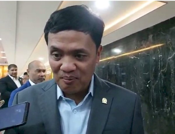 Ketua Komisi III Sebut Kapolri Tak Alergi dengan Keterbukaan