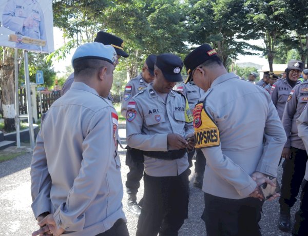 Wakapolres-TTU-Pimpin-Pemeriksaan-Personel,-Tegaskan-Disiplin-dan-Profesionalisme-Anggota