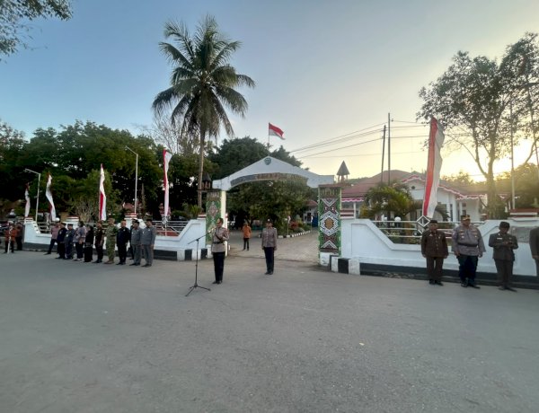 Semarak HUT RI ke-81, Polres TTU Bersama Unsur Forkopimda Kobarkan Semangat Nasionalisme Lewat Taptu dan Pawai Obor