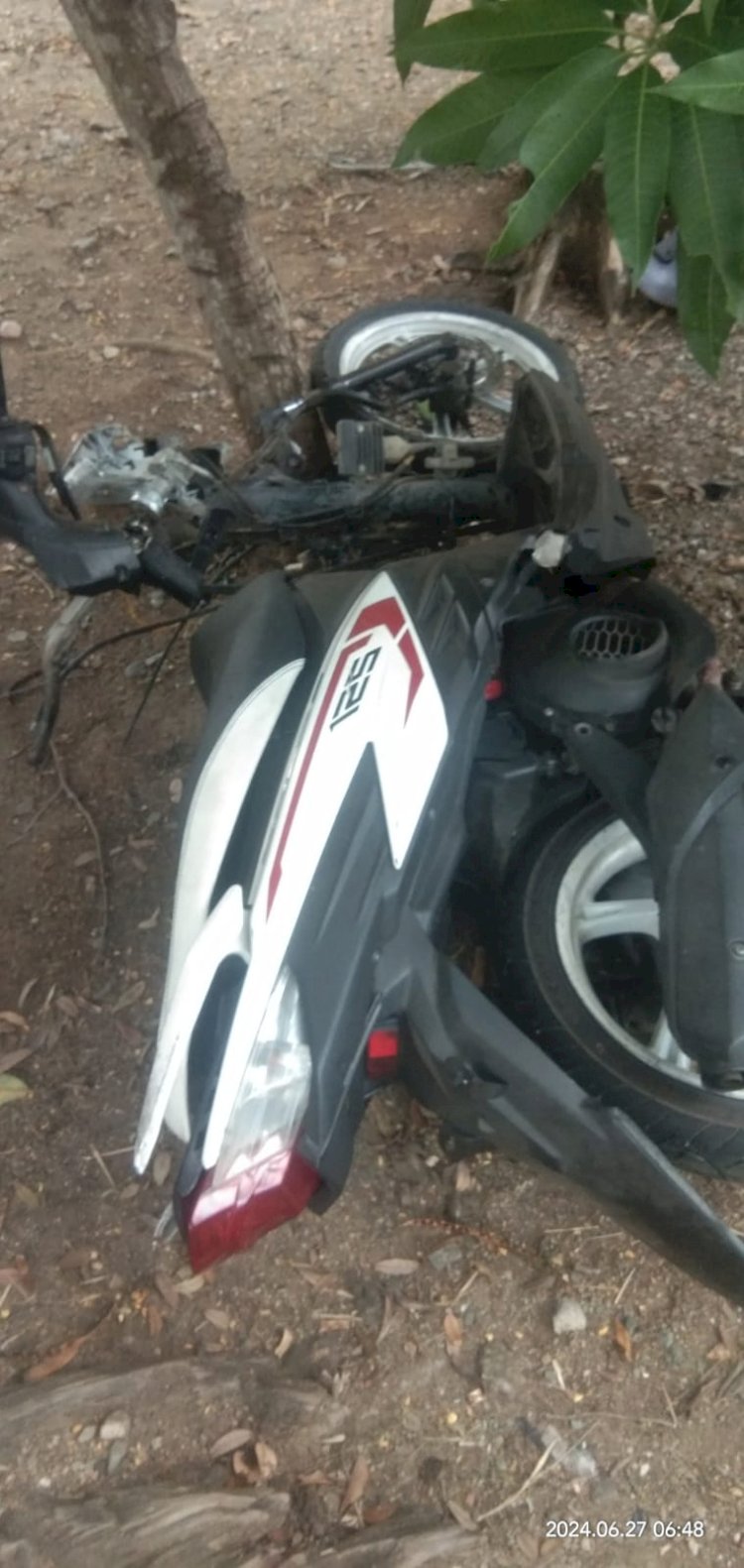 Kecelakaan Tunggal Roda Dua Tanpa Plat DH di Kiupasan Sat Lantas Polres TTU Amankan BB