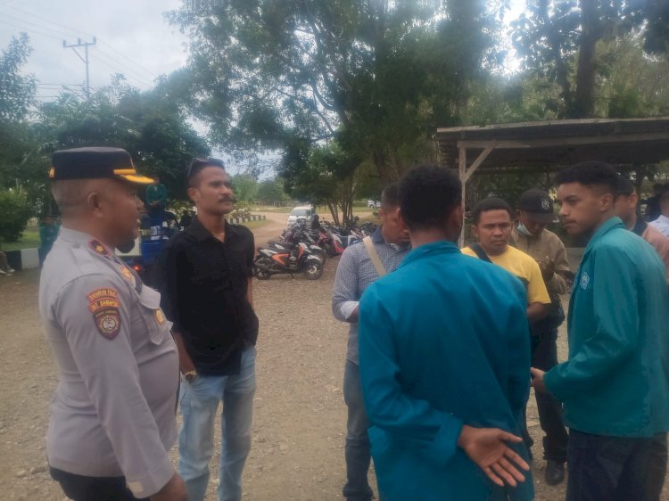 Kapolres TTU Respon Aksi Massa Depan Gedung Rektorat Unimor