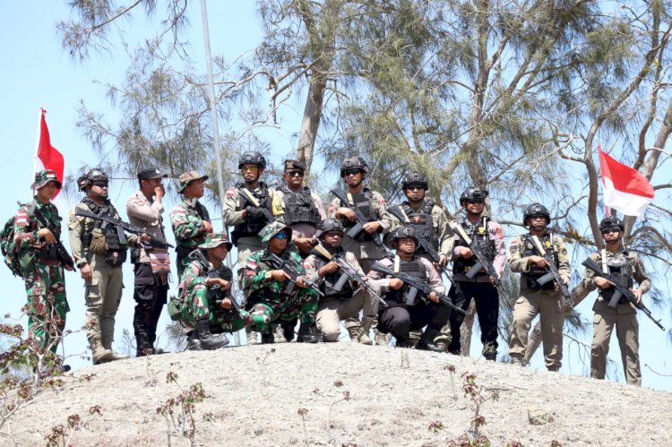Patroli Gabungan TNI-Polri di Perbatasan RI-RDTL, Cegah Tindak Pidana Lintas Negara