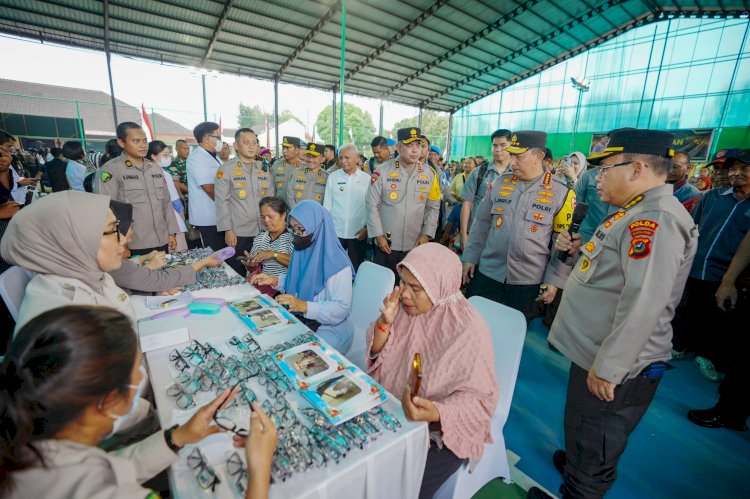 Kunjungi Polda Sumut, Kapolri Tinjau Renovasi Masjid hingga Bakti Sosial