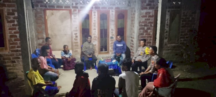 Sigap Bertindak: Bhabinkamtibmas Miomaffo Barat Mediasi Kasus Anak Kabur Akibat Kekerasan