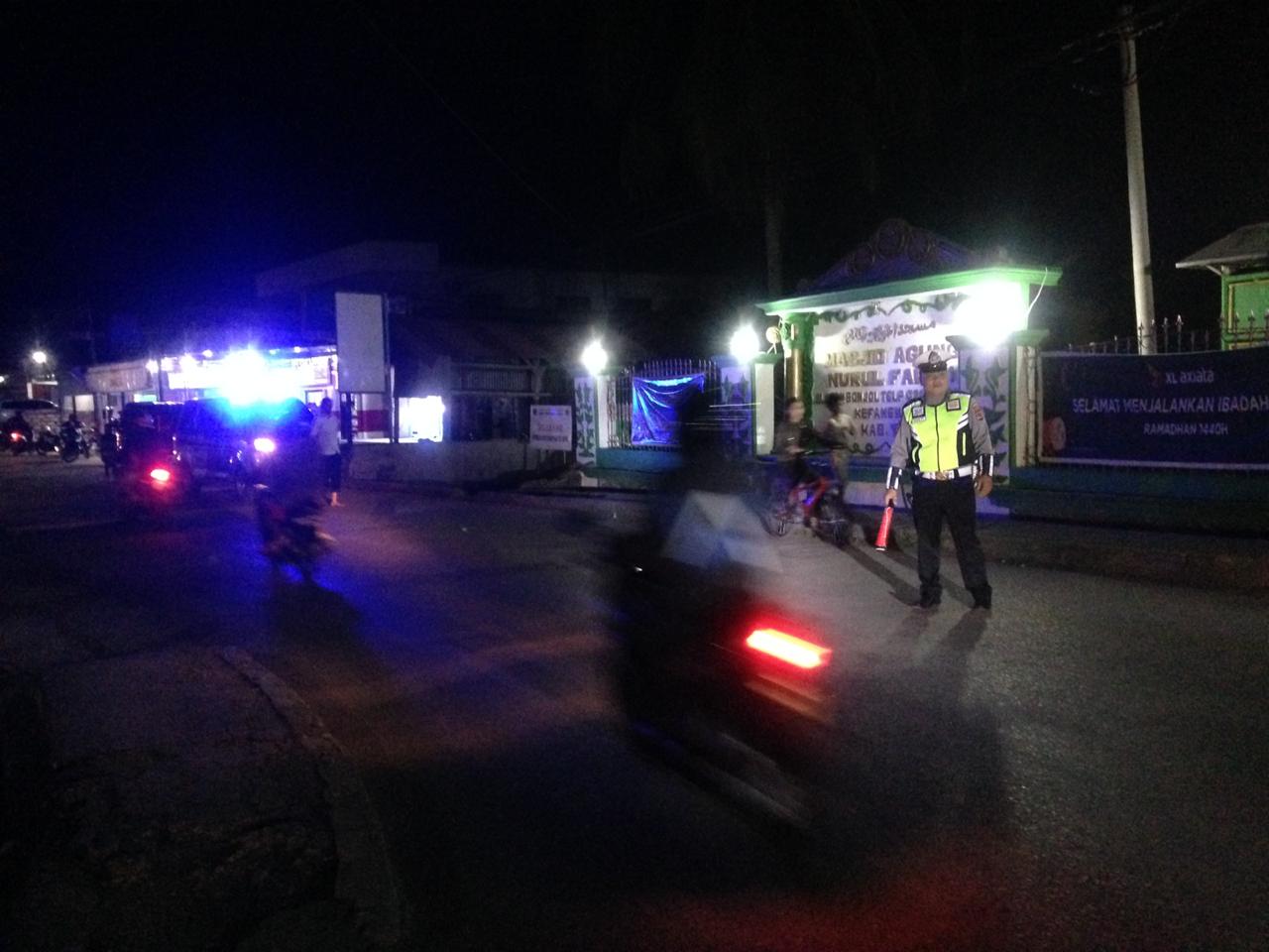 sholat malam terawih, masyarakat merasa nyaman