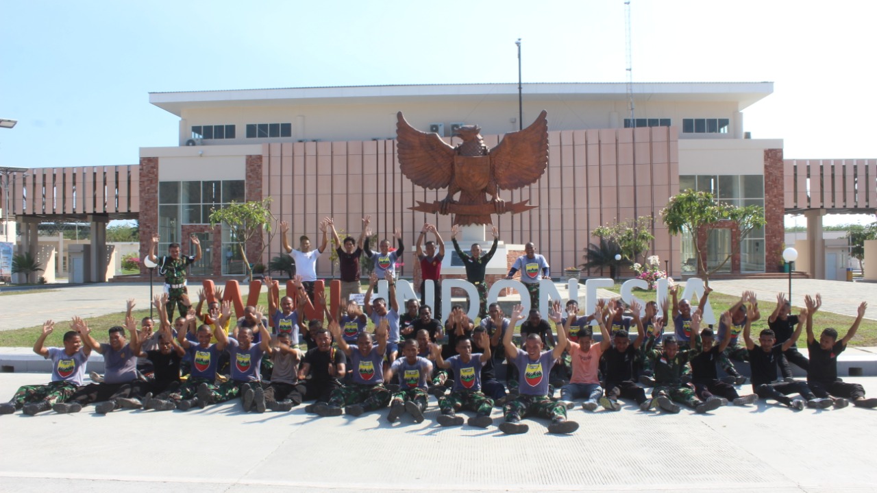 SINEGRITAS TNI POLRI, MEMBAUR DALAM OLAHRAGA BERSAMA